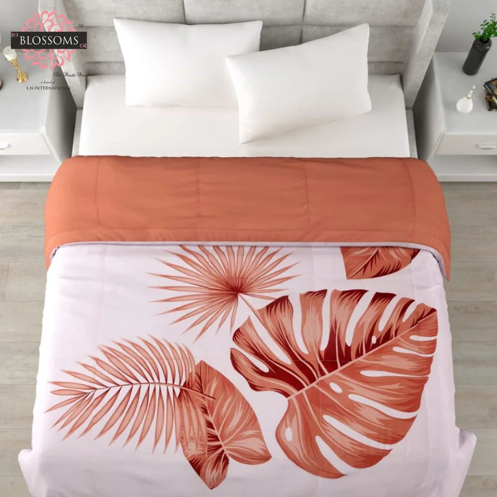 Blossoms panel print Reversible Double bed comforter(Rajai)