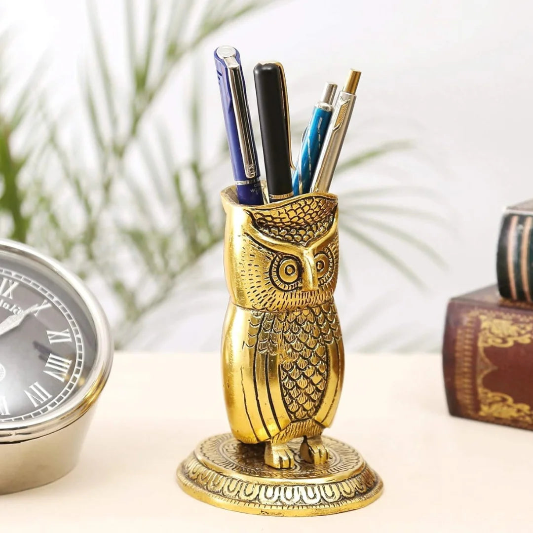 Metal Owl Shape Beautiful Pen Stand/Holder for Home Decor, Functional Desk Organizer for Office & Table Gift for have House Warming, Birthday gift idea Golden, (Weight 240g)